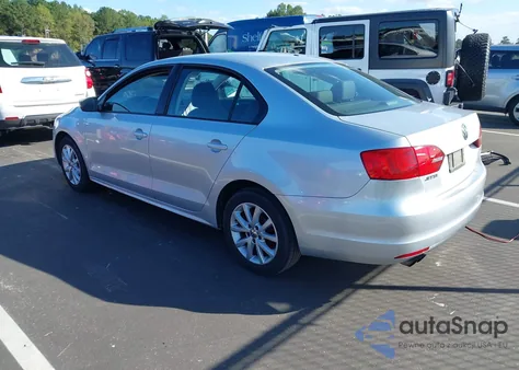 2011 Volkswagen Jetta 2.5L Se z USA, uszkodzony, nr VIN 3VWDX7AJ0BM054666
